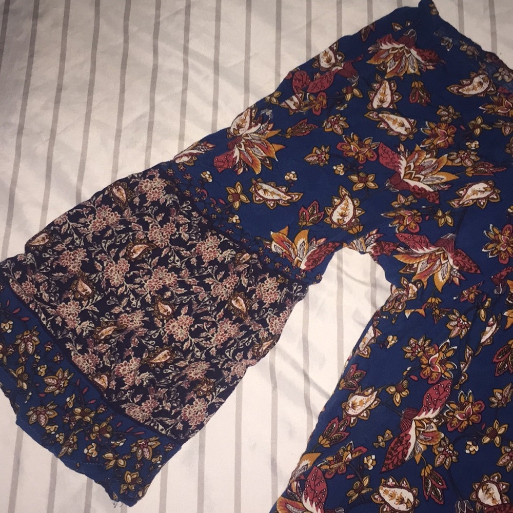 Blouse - Picture 2 of 5